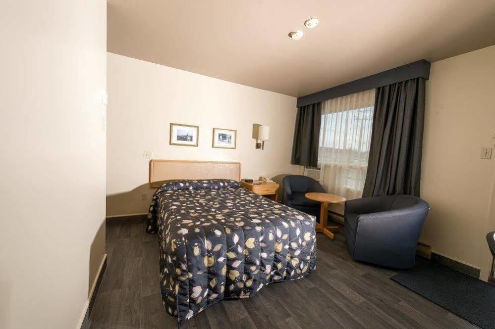 Motel Le Boreal Baie-Comeau Esterno foto